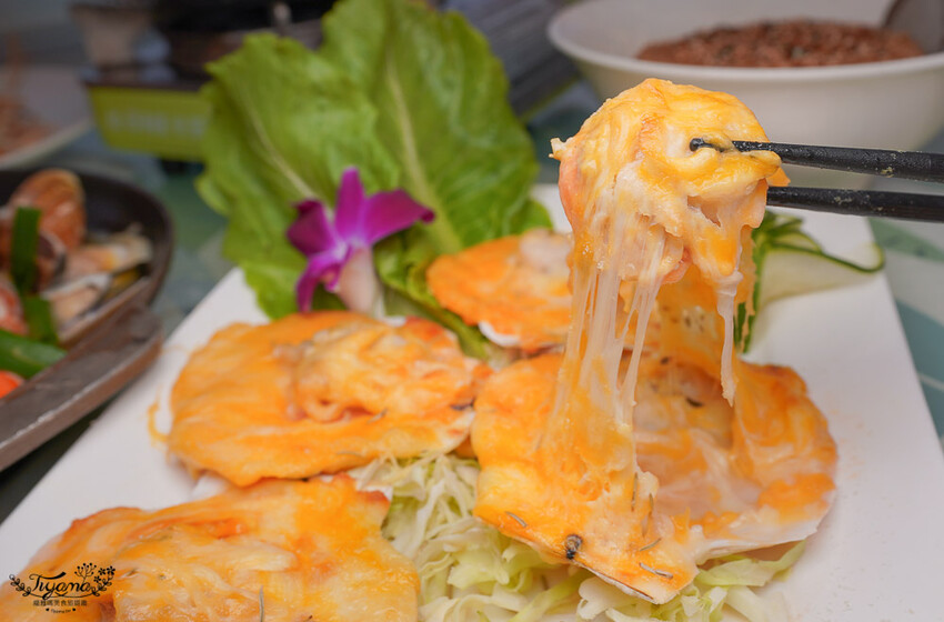 屏東美食|屏東景點《黃金蝦無毒泰國蝦餐廳》吃泰國蝦料理~免費玩旋轉木馬、小火車,親子友善餐廳 @緹雅瑪 美食旅遊趣