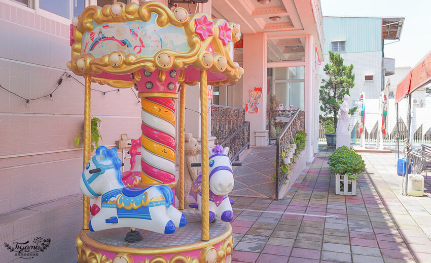 屏東美食|屏東景點《黃金蝦無毒泰國蝦餐廳》吃泰國蝦料理~免費玩旋轉木馬、小火車,親子友善餐廳 @緹雅瑪 美食旅遊趣