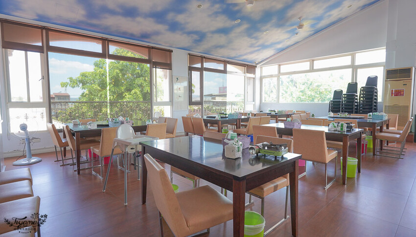 屏東美食|屏東景點《黃金蝦無毒泰國蝦餐廳》吃泰國蝦料理~免費玩旋轉木馬、小火車,親子友善餐廳 @緹雅瑪 美食旅遊趣