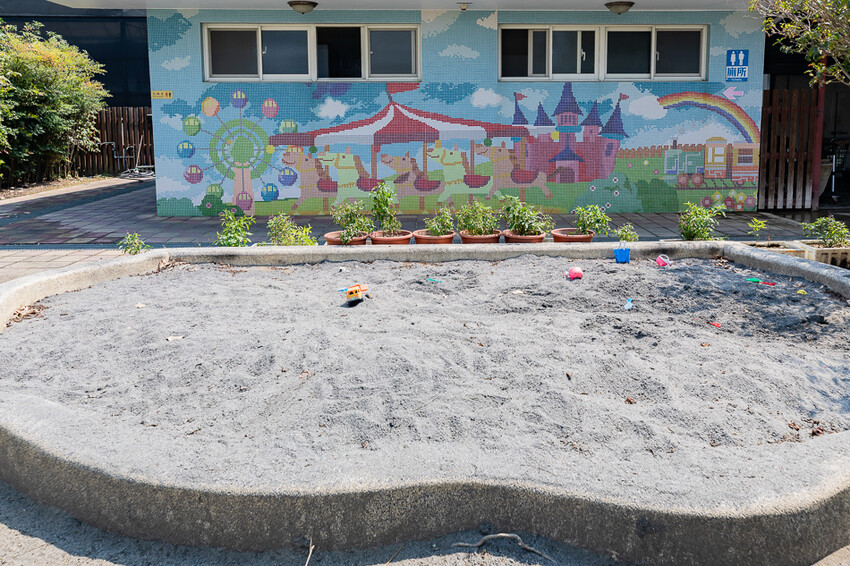 屏東泰國蝦料理專賣店X泰國蝦創意料理 寵物友善親子餐廳 旋轉木馬 軌道小火車 -黃金蝦無毒泰國蝦