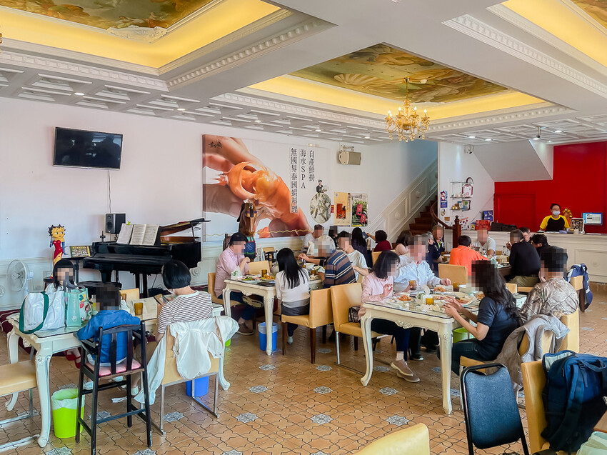 屏東泰國蝦料理專賣店X泰國蝦創意料理 寵物友善親子餐廳 旋轉木馬 軌道小火車 -黃金蝦無毒泰國蝦