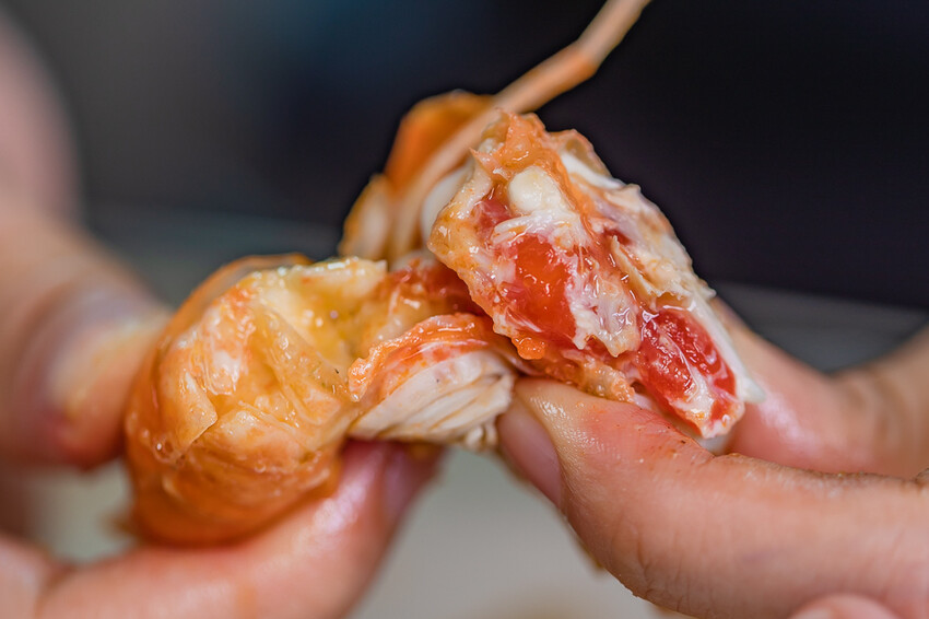 屏東泰國蝦料理專賣店X泰國蝦創意料理 寵物友善親子餐廳 旋轉木馬 軌道小火車 -黃金蝦無毒泰國蝦