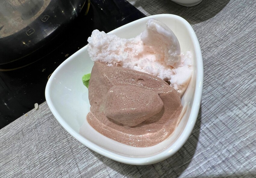 樂釜Love Hot Pot 極上鍋物-府中店｜板橋火鍋推薦｜極高CP值、食材新鮮量多，讓你吃飽又滿足，絕對可以再來