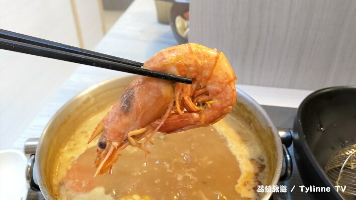 【新北板橋美食】樂釜Love Hot Pot極上鍋物 | 火鍋搭配超大肉盤、生猛海鮮