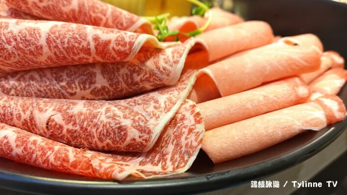 【新北板橋美食】樂釜Love Hot Pot極上鍋物 | 火鍋搭配超大肉盤、生猛海鮮