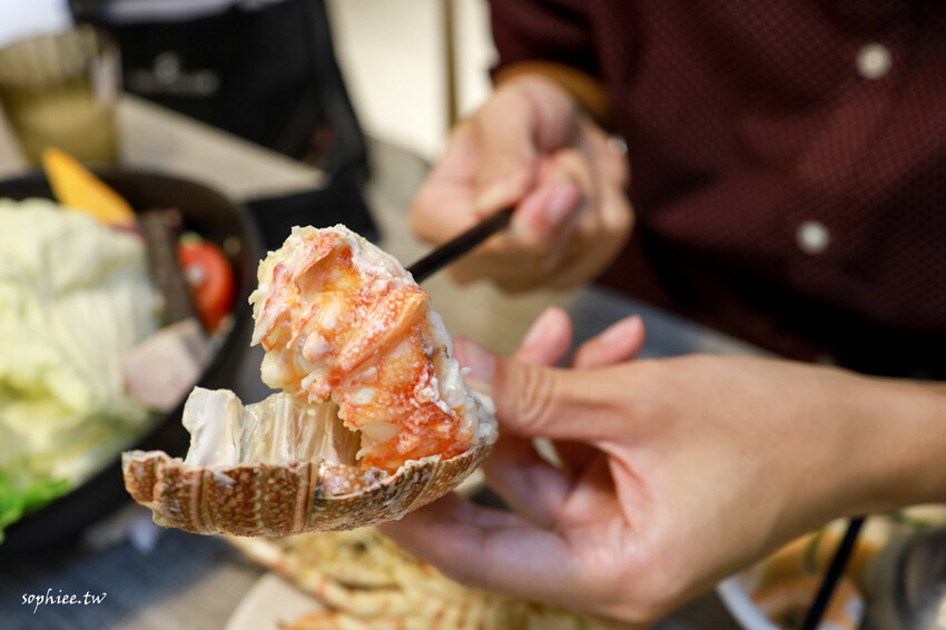 板橋火鍋推薦》樂釜LOVE JOT POT極上鍋物板橋店 府中美食 高品質新鮮好吃 鍋底選擇豐富 還有冰淇淋吃到飽！ - 蘇菲漫旅