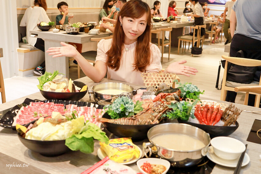 板橋火鍋推薦》樂釜LOVE JOT POT極上鍋物板橋店 府中美食 高品質新鮮好吃 鍋底選擇豐富 還有冰淇淋吃到飽！ - 蘇菲漫旅