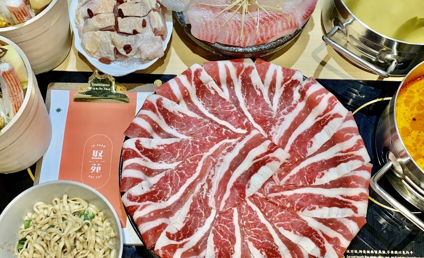 [板橋火鍋] 捷運府中站高CP值5間火鍋店！龍蝦鍋只要388元／吃到飽只要238元／道地泰式鍋物、港式鍋物都在這