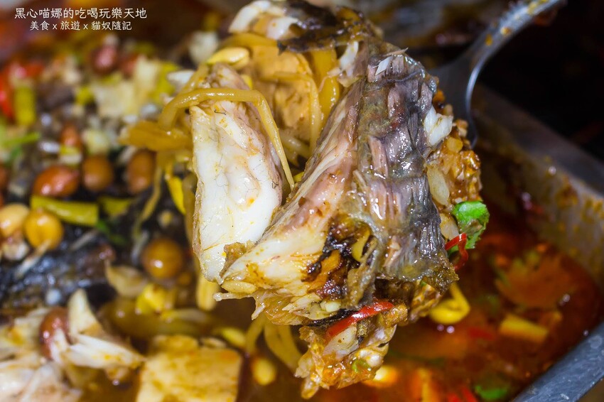 高雄前金︱賣烤魚的　獨家甜辣肥鮮廣西烤魚、南寧老友粉與特色烤串，想擁有美滋滋的夜晚就趕緊預約吧！