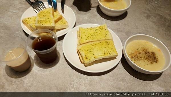 123厚切牛排-彰化員林家商附近美味牛排，濃湯好喝還有爆米花和冰淇淋吃到飽