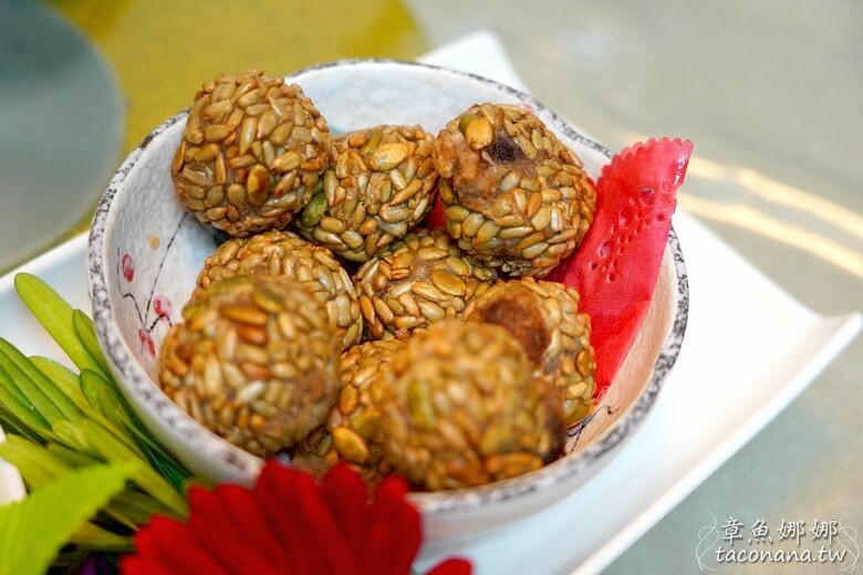 宜蘭美食》廣食堂│我在田中央吃海鮮，滿滿一桌只要$5000元。