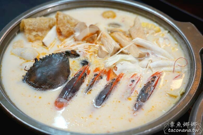 宜蘭美食》廣食堂│我在田中央吃海鮮，滿滿一桌只要$5000元。