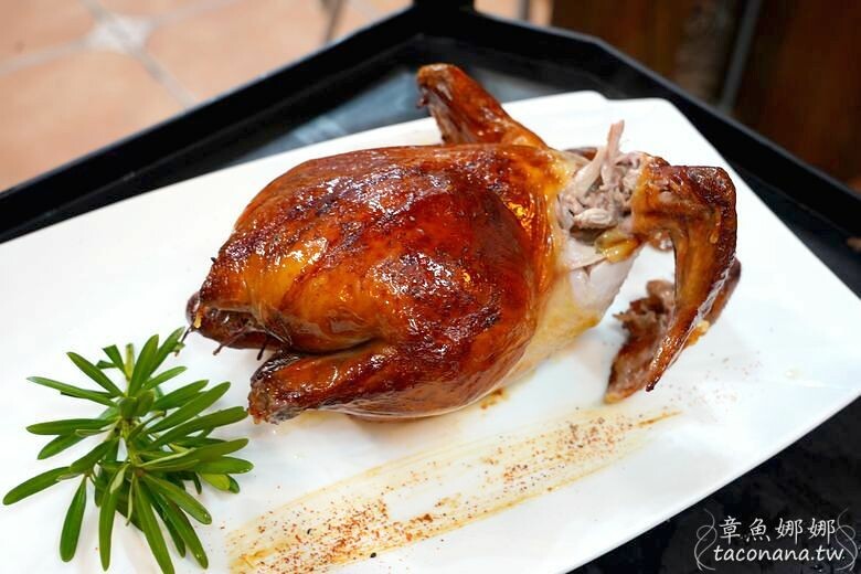 宜蘭美食》廣食堂│我在田中央吃海鮮，滿滿一桌只要$5000元。