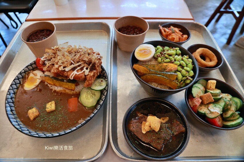 埔里美食︱山上山下咖哩飯專賣店，黃金炸豬排咖哩飯、山上秘滷牛腱套餐.妮娜巧克力夢想城堡旁