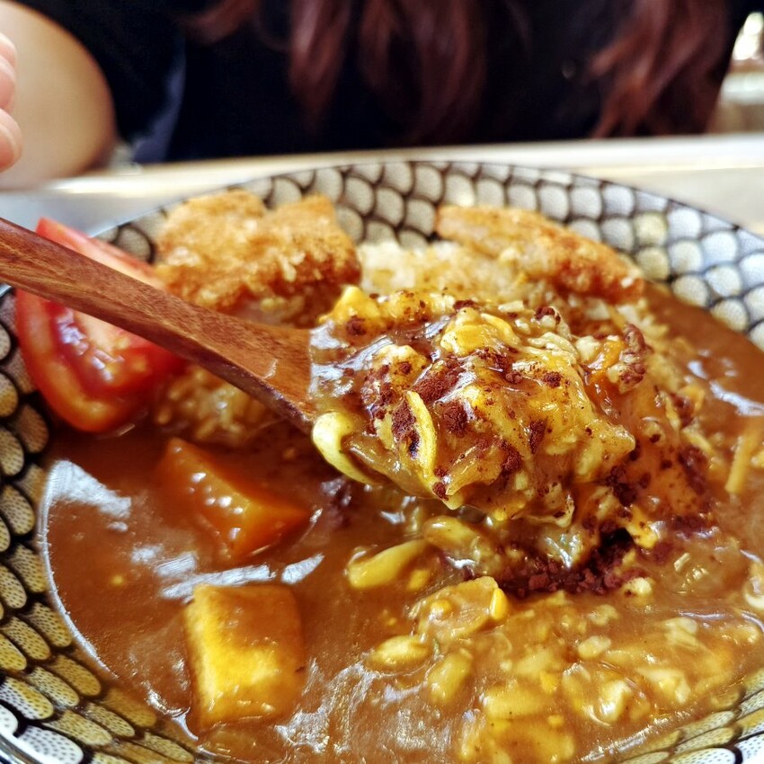 【埔里】山上山下咖哩飯．平日也排隊的超人氣咖哩飯!