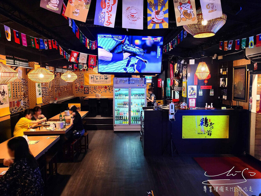 【台北桶仔雞】老爺有隻雞忠孝復興總店 ➤ 桶仔雞一隻399！生啤酒買一送一！金黃焦脆的外皮與香嫩多汁的雞肉