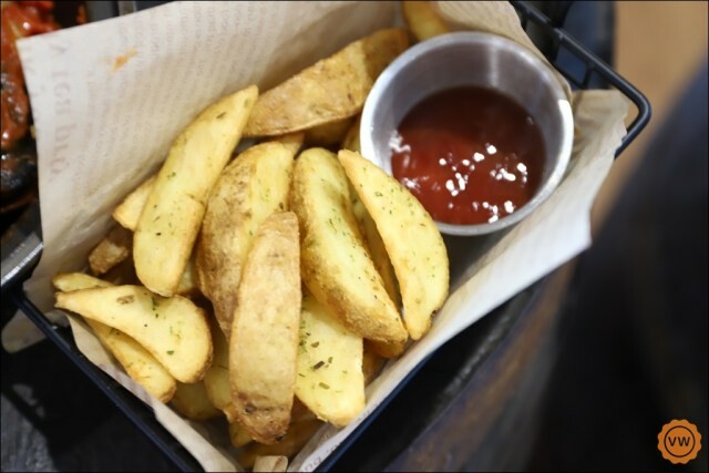 台中美食│北區餐酒館:霧樂家釀酒食文化館,精釀啤酒暢飲喝到飽,只要368元!