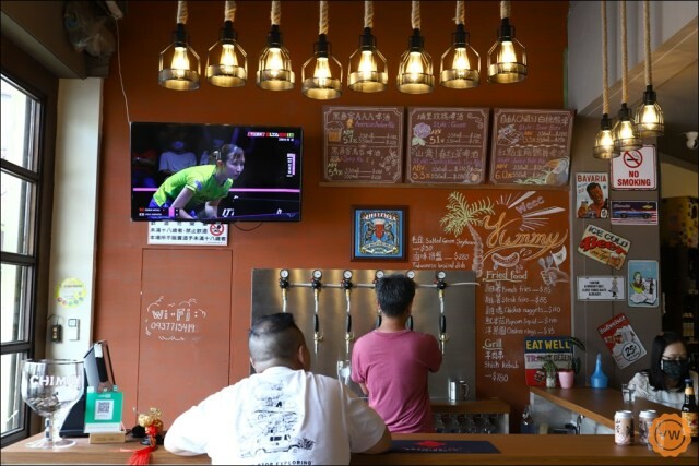 台中美食│北區餐酒館:霧樂家釀酒食文化館,精釀啤酒暢飲喝到飽,只要368元!