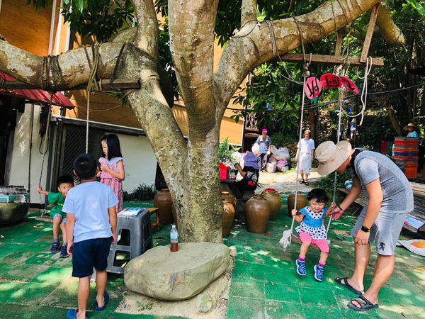 圓圓家出去玩-《新竹景點》味衛家柿餅觀光農場(免費景點)整個秋天都被橘色洗版，感受季節出門旅行就對了