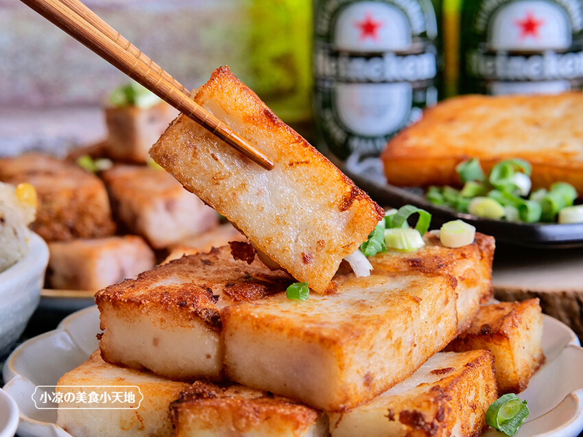 台中李記珍愛美食 | 古早味手作蘿蔔糕，純米漿製作，回購率超高的國民小吃。滷鴨翅、油雞、珍珠丸也很推呦。