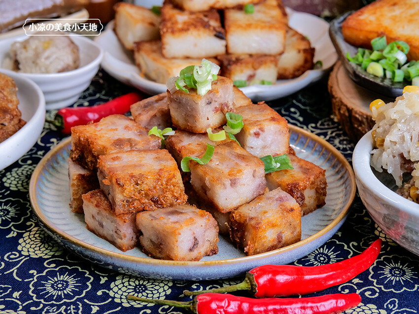 台中李記珍愛美食 | 古早味手作蘿蔔糕，純米漿製作，回購率超高的國民小吃。滷鴨翅、油雞、珍珠丸也很推呦。