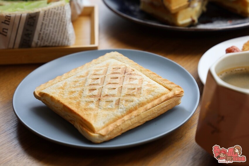 【台南美食】清晨5點就營業的早午餐店！內行人必點重磅蔬菜漢堡、超有料三明治：汐谷職人手作 早午餐Tea & Brunch Shop - 熱血玩台南。跳躍新世界