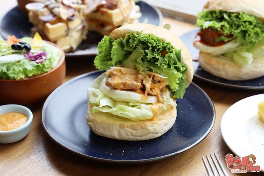 【台南美食】清晨5點就營業的早午餐店！內行人必點重磅蔬菜漢堡、超有料三明治：汐谷職人手作 早午餐Tea & Brunch Shop - 熱血玩台南。跳躍新世界