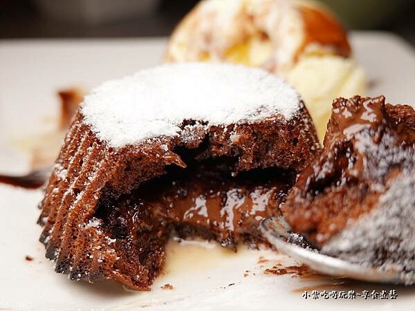 北海道巧克力融岩-火之舞桃園店 (4).jpg