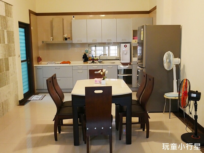 枋寮住宿｜帝寶16民宿｜鄰近枋寮火車站