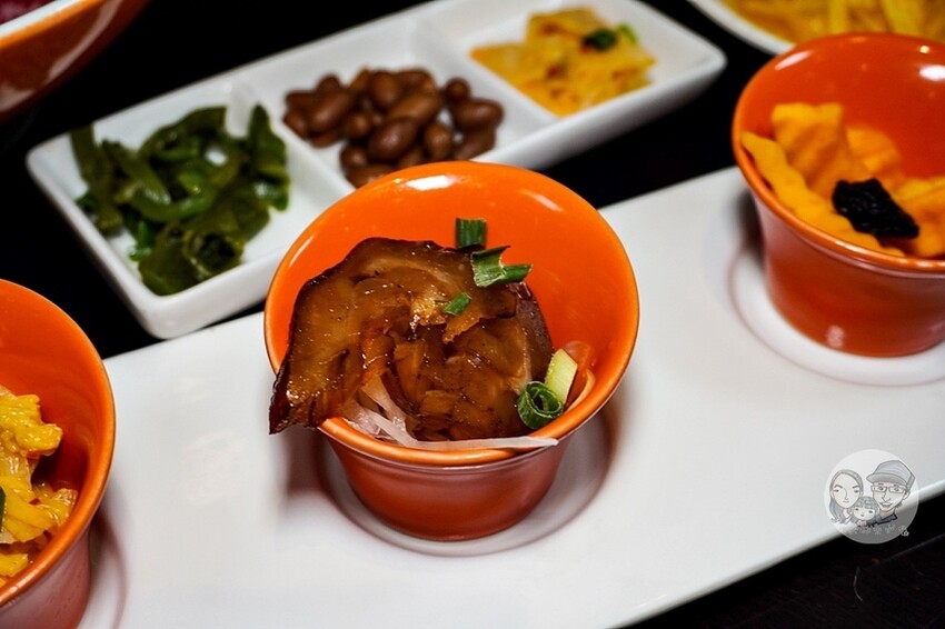 金門縣金城鎮金門必吃|良金牧場-和牛、酒糟牛一碗牛肉麵通通吃得到,熱湯現沖軟嫩好滋味,套餐還有霜淇淋爽爽吃