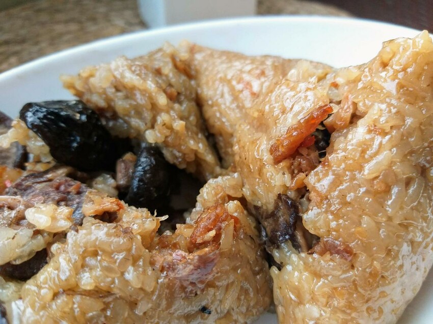 【美食】2022端午節肉粽推薦「良金牧場 海陸霸王粽禮盒-金