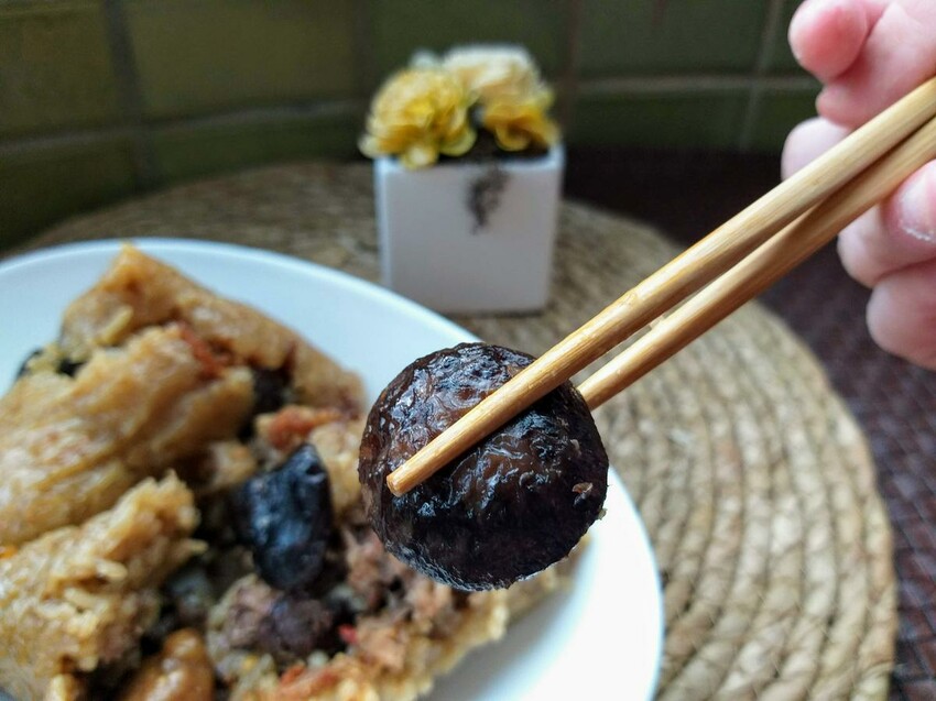 【美食】2022端午節肉粽推薦「良金牧場 海陸霸王粽禮盒-金