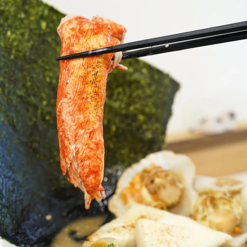 台南拉麵控看過來～超豐盛特盛豚骨拉麵、地獄麻辣叉燒乾拌麵，鶴