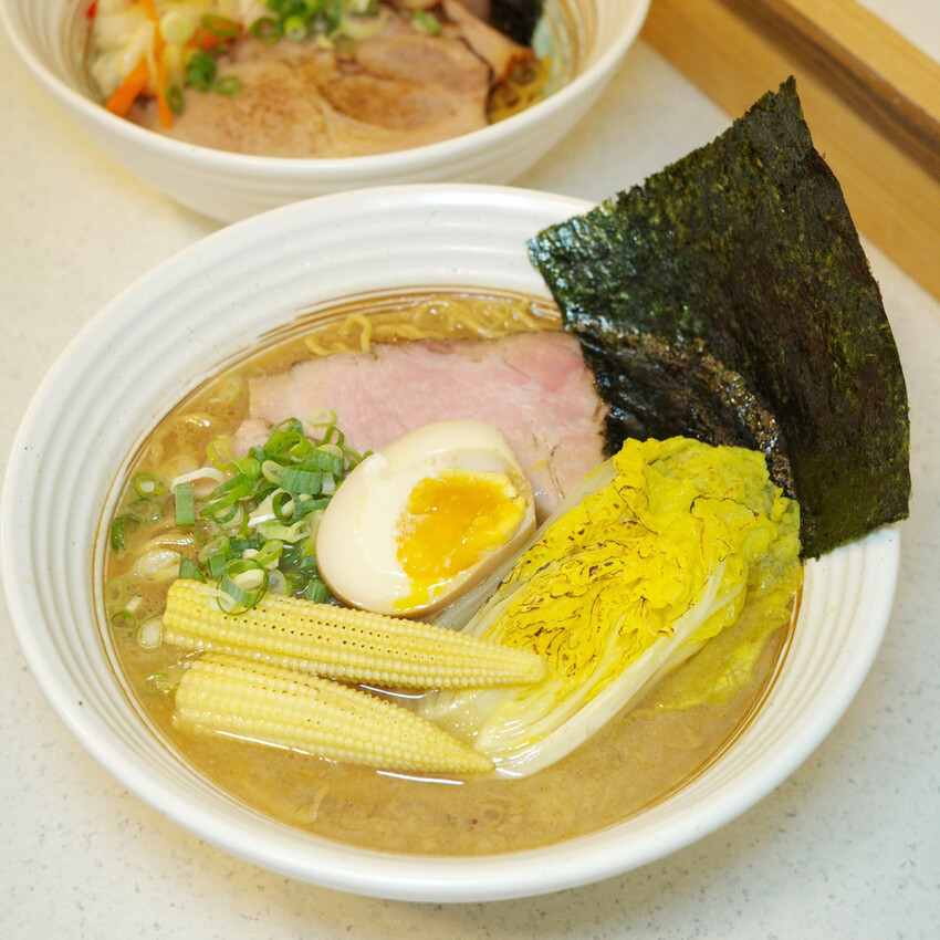 台南美食推薦│鶴昇町拉麵新驚喜│集點免費吃拉麵│新品老奶奶午