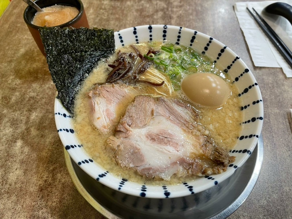 【台南拉麵】三家永康拉麵店比較心得:俺の豚、鶴昇町拉麵、麺や