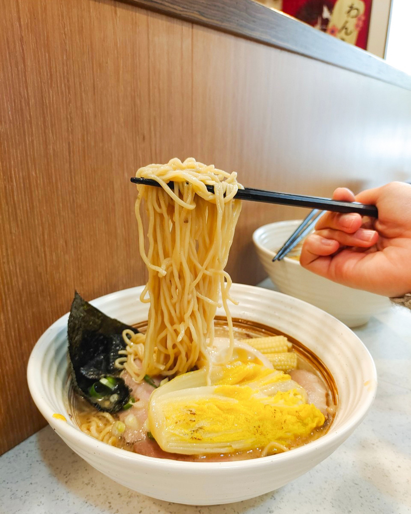 【台南拉麵】三家永康拉麵店比較心得:俺の豚、鶴昇町拉麵、麺や