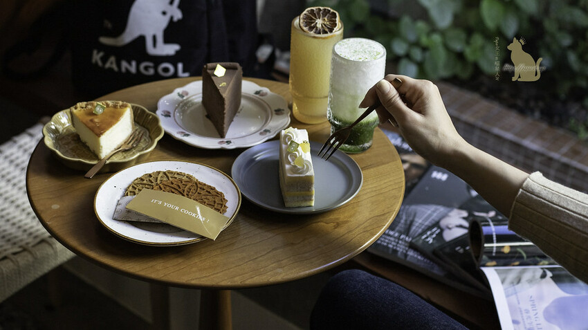 台中北屯｜甜點 愛莉兒甜點坊-老宅甜點開放內用，不能錯過《牽絲蕾絲餅 》好邪惡！