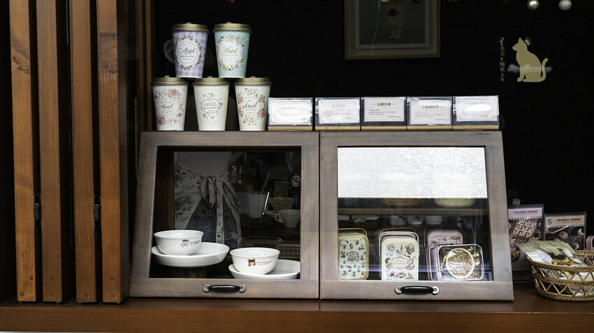 台中北屯｜甜點 愛莉兒甜點坊-老宅甜點開放內用，不能錯過《牽絲蕾絲餅 》好邪惡！