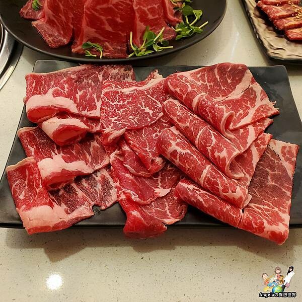 【桃園吃到飽燒烤美食】超夯の燒肉(蘆竹館)•必衝桃園高CP值頂級和牛燒肉吃到飽•『PRIME翼板舞衣芭比』及