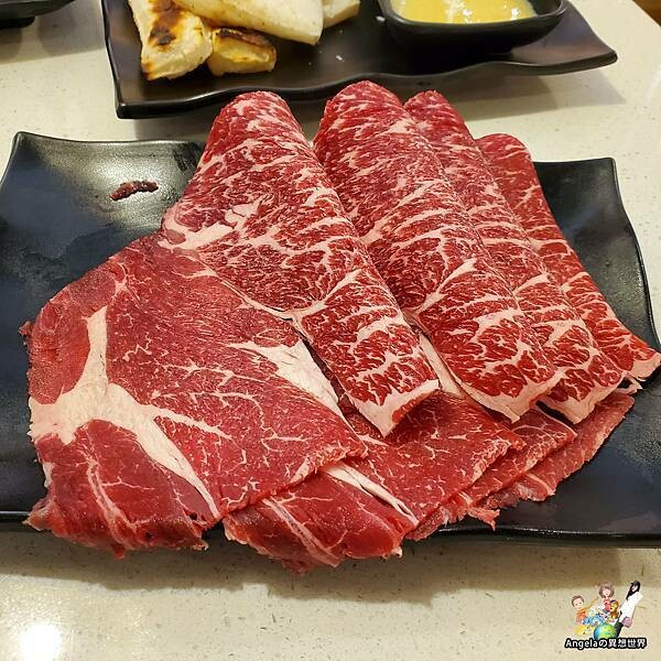 【桃園吃到飽燒烤美食】超夯の燒肉(蘆竹館)•必衝桃園高CP值頂級和牛燒肉吃到飽•『PRIME翼板舞衣芭比』及