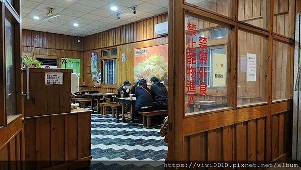 花蓮.吉安-老店家臭豆腐當地最好吃的碳烤臭豆腐，沒有開在市區客人卻還是絡繹不絕的秘密美食!