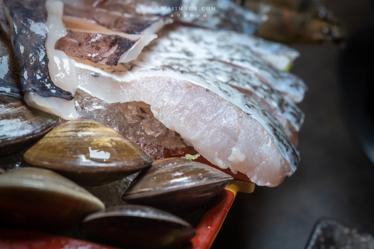 【三重美食】崔記麻辣鴛鴦｜原來就是之前的三重齊味麻辣鍋，滑嫩像布丁的鴨血老饕必點，內行都外帶回家大包