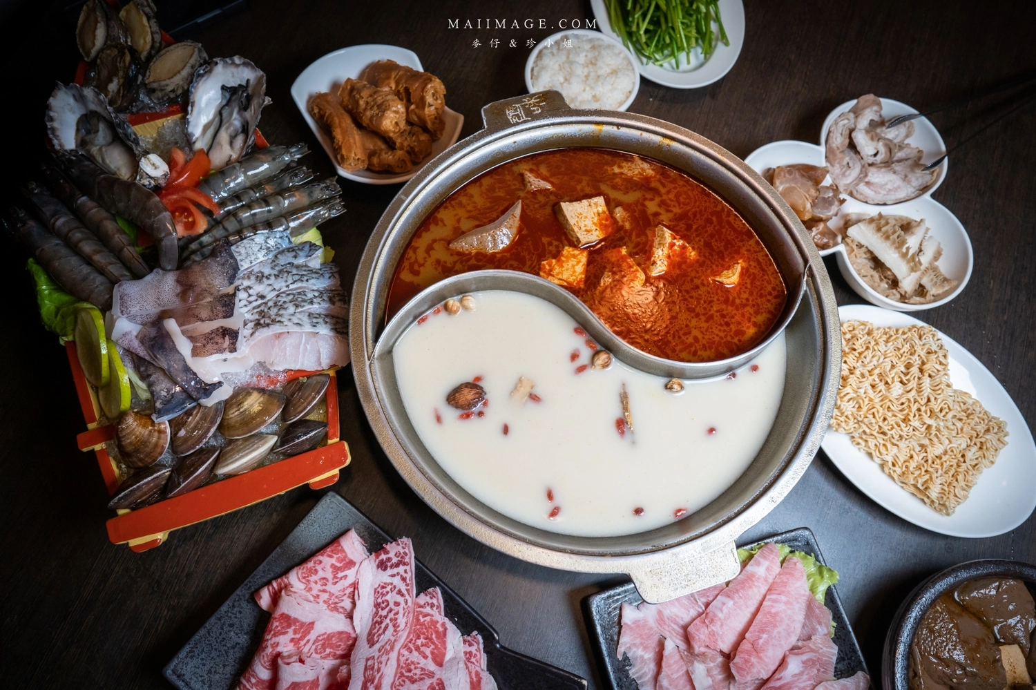 【三重美食】崔記麻辣鴛鴦｜原來就是之前的三重齊味麻辣鍋，滑嫩像布丁的鴨血老饕必點，內行都外帶回家大包