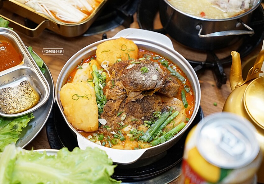 瘋狂牽絲！你來挑戰嗎？台中平價烤肉鍋物推新品！金磚起司部隊鍋、馬鈴薯豬骨湯，一個人來也可以吃道地韓餐！