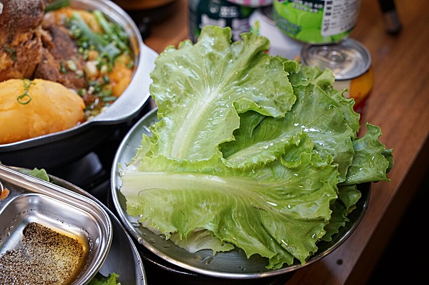 瘋狂牽絲！你來挑戰嗎？台中平價烤肉鍋物推新品！金磚起司部隊鍋、馬鈴薯豬骨湯，一個人來也可以吃道地韓餐！