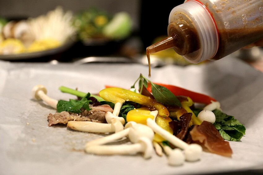 台中市南區CP值爆表！鮮蔬鍋料自助百匯吃到飽 只要250元起｜肉部長韓式平價烤肉鍋物-高工店(台中南區)