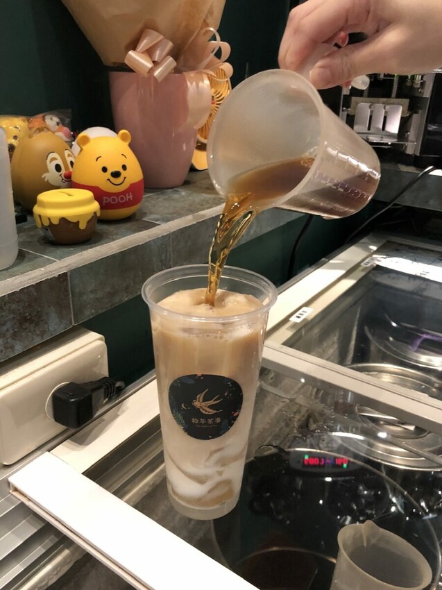 拾年茶事萬華西門店/夏日推薦/夏日系列飲品/山茶花觀音(拿鐵)/白雪芒芒/愛文好Q/台北飲品/西門町飲料店推薦