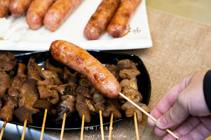 LINE_ALBUM_興中夜市美食推薦-三多商圈美食推薦-苓雅區串燒推薦-苓雅宵夜-美寶家燒烤-日式_17.jpg LINE_ALBUM_興中夜市美食推薦-三多商圈美食推薦-苓雅區串燒推薦-苓雅宵夜-美寶家燒烤-日式_17.jpg