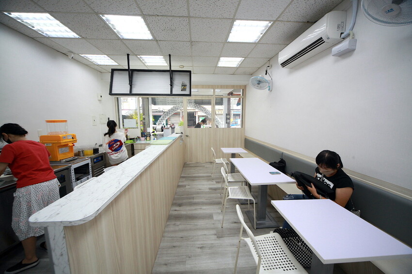 IMG_0697.JPG IMG_0697.JPG