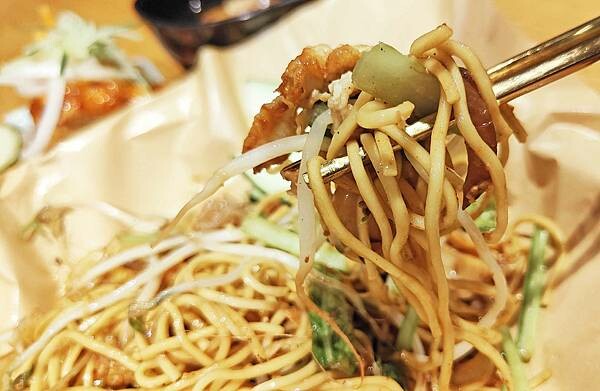 【台北信義區美食】polam kopitiam馬來麵｜專賣大馬各大麵食有炒泡麵推薦亞參叻沙